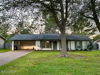 271 2nd St, Flora, MS 39071