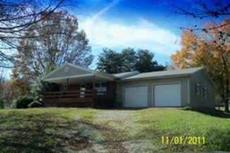 128 Hines St, Morgantown, KY 42261