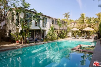 350 N Cliffwood Ave, Los Angeles, CA 90049