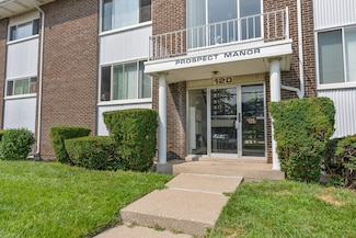 120 N Prospect Rd Unit 8, Ypsilanti, MI 48198