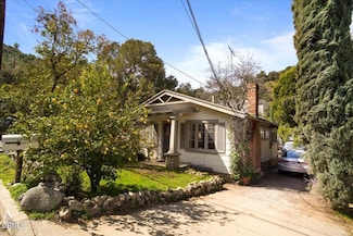 9747 Pinewood Ave, Tujunga, CA 91042