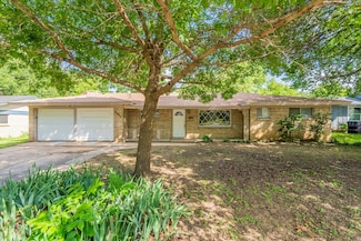 5905 Wheaton Dr, Fort Worth, TX 76133