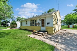 3929 55th St, Des Moines, IA 50310