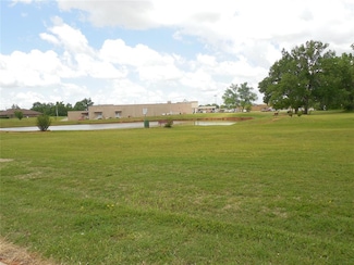106 Landmark Dr, Yukon, OK 73099