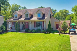 23209 S Shore Dr, Edwardsburg, MI 49112