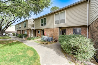 5005 Georgi Ln Unit 73, Houston, TX 77092