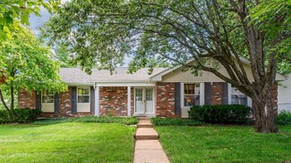1957 Squires Way Ct, Chesterfield, MO 63017