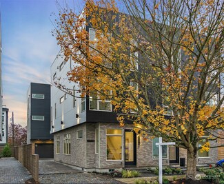 1727 NW 64th St Unit C, Seattle, WA 98107