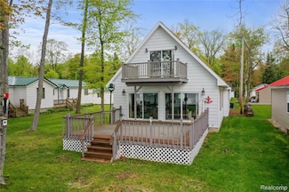 6783 E Houghton Lake Dr, Houghton Lake, MI 48629
