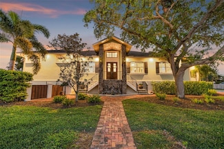 4301 Carson St NE, Saint Petersburg, FL 33703