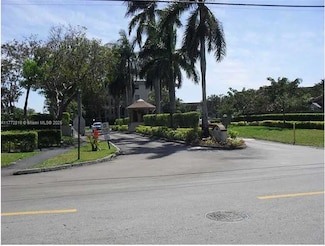 113 Royal Park Dr Unit 2H, Oakland Park, FL 33309