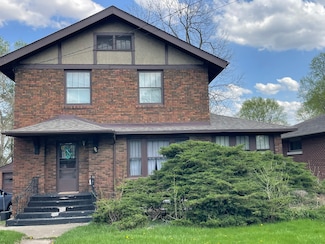 2276 Saint Vincent Ave, La Salle, IL 61301