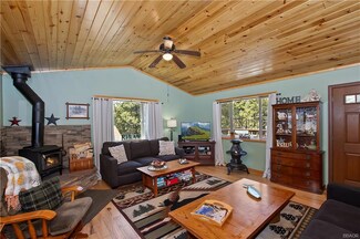 33653 Green Valley Ln, Green Valley Lake, CA 92341