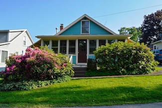 105 Hickory St, Edinboro, PA 16412