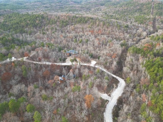 9 Forrest Ln, Hochatown, OK 74728