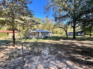 710 N Broadway, Kennard, TX 75847