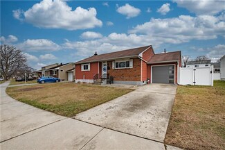 1822 Pelham Rd, Bethlehem, PA 18018