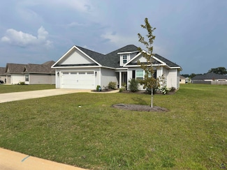 135 Sadie Heights Blvd, Perry, GA 31069