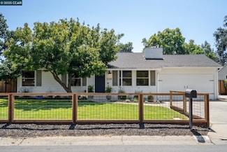 528 Shelly Dr, Pleasant Hill, CA 94523