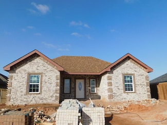 302 Stonewall St, Midland, TX 79701