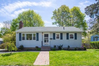 16 Bates Park Ave, Beverly, MA 01915