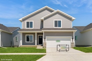 2231 Chan Dr, Adel, IA 50003