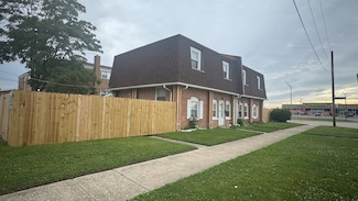 2420 Randolph St, Bellwood, IL 60104