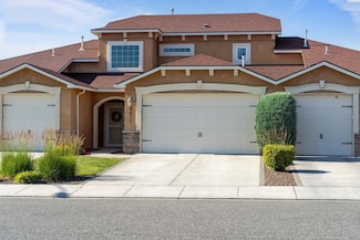 9411 Vincenzo Dr, Pasco, WA 99301