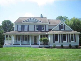 5 Newell Farm Dr, West Newbury, MA 01985