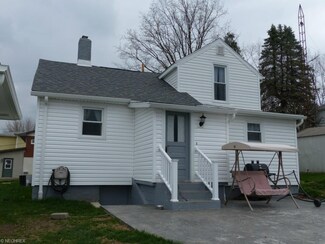 4874 Davis St, Mineral City, OH 44656