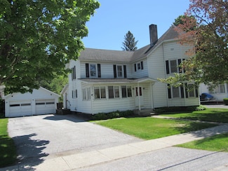 9 Farrar St, Swanton, VT 05488