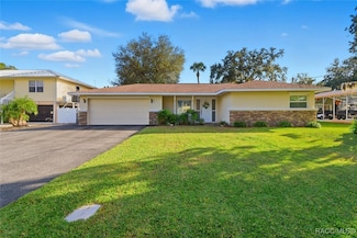 1840 NW 18th St, Crystal River, FL 34428