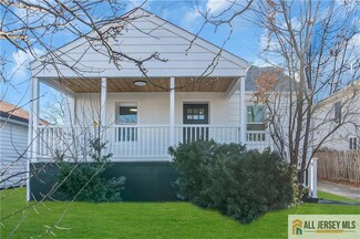 8 1st St, Sayreville, NJ 08872