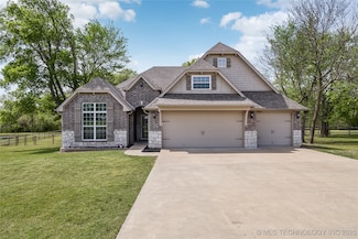8822 N 63rd Ave E, Owasso, OK 74055
