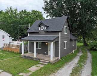 221 Park St, La Porte, IN 46350