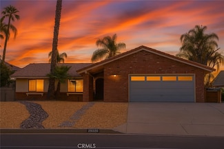 29320 Longhorn Dr, Canyon Lake, CA 92587