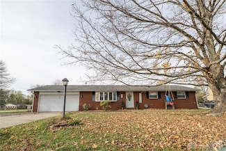 341 Chamberlain Rd, Franklin, OH 45005