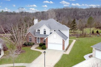 33927 N Summerfields Dr, Gurnee, IL 60031