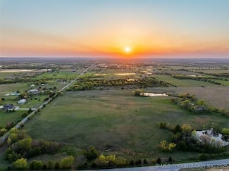 9 N Memorial Dr, Owasso, OK 74055