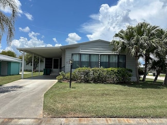 2317 Bent Pine Dr, Melbourne, FL 32904