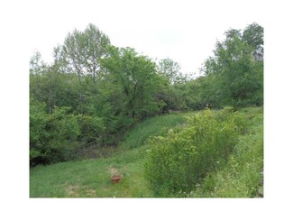 1629 Grange Rd, Charleroi, PA 15022