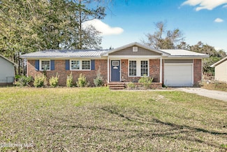 218 Forest View Dr, Havelock, NC 28532