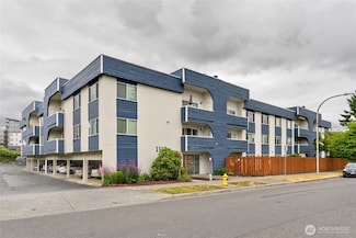 1100 Ave NE Harrington Ave NE Unit 211, Renton, WA 98056