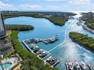 311C Wiggins Bay Dr, North Naples, FL 34110