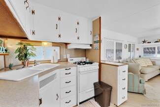 9459 Mission Gorge Rd Unit 82, Santee, CA 92071