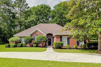 79 Churchill Ct, Richmond Hill, GA 31324