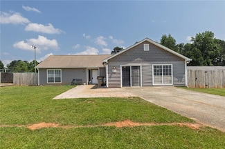 1298 Parkwood Chase NW, Acworth, GA 30102