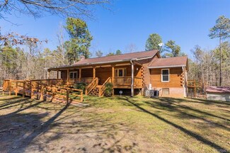 5851 Collins Run Pkwy, Providence Forge, VA 23140