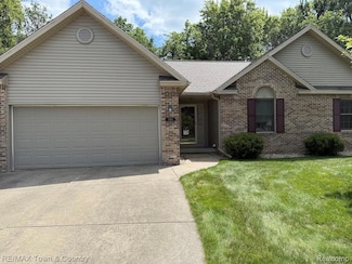 11020 Kasteel Ct, Clio, MI 48420