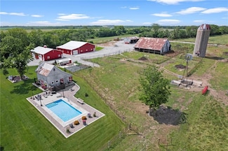 19864 Nichols Dr, Nortonville, KS 66060